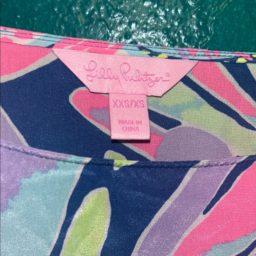 Lilly Pulitzer 100% silk Fringe Kimono - Picture 3 of 10